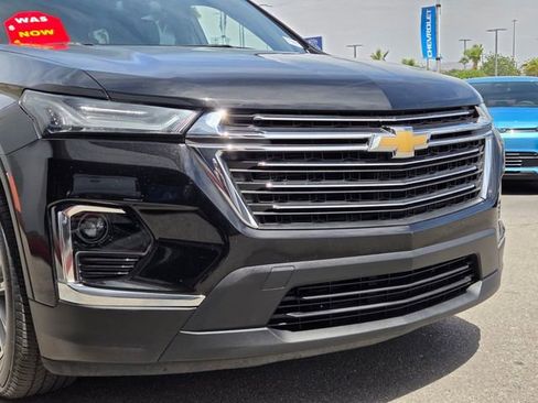 Certified 2023 Chevrolet Traverse LT FWD image 8