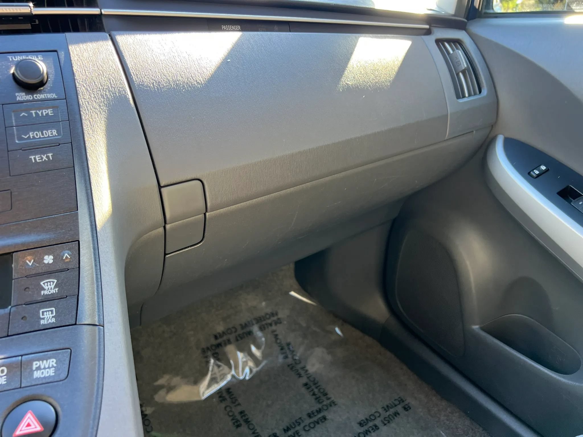 Used 2010 Toyota Prius Five FWD image 25