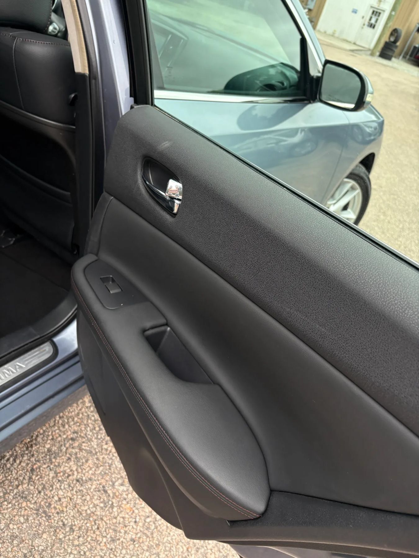 Used 2011 Nissan Maxima 3.5 SV w/ Monitor Pkg FWD image 33