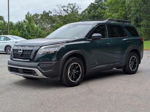 Used 2025 Nissan Pathfinder Rock Creek AWD/4WD image 5