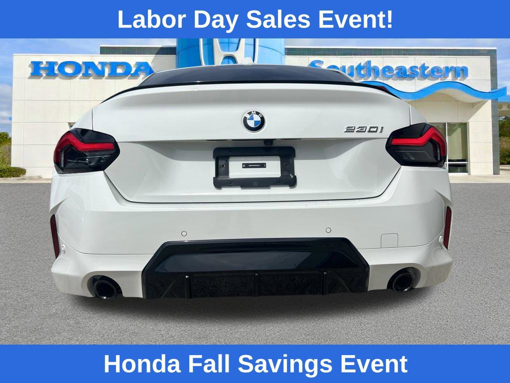 Used 2025 BMW 230i Coupe w/ M Sport Package RWD image 8