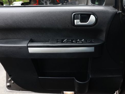 Used 2011 Mitsubishi Endeavor LS AWD/4WD image 36