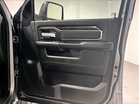 Used 2024 RAM 2500 Big Horn w/ Bed Utility Group image 22