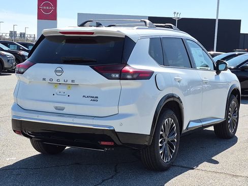 New 2026 Nissan Rogue Platinum AWD/4WD image 3