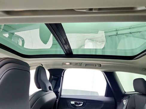 New 2026 Volvo XC60 B5 Plus w/ Protection Package Premier AWD/4WD image 18