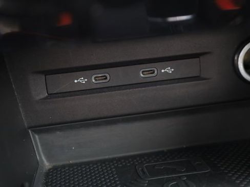 Used 2024 Volkswagen Taos SE FWD image 22