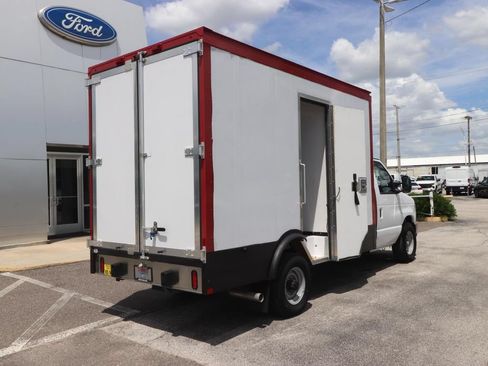 Used 2024 Ford E-350 and Econoline 350 Super Duty w/ Power Windows & Locks Group RWD image 16
