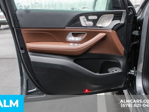 Used 2025 Mercedes-Benz GLE 450 4MATIC Coupe image 39