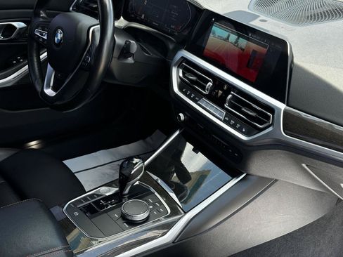 Used 2019 BMW 330i xDrive Sedan w/ Premium Package AWD/4WD image 28