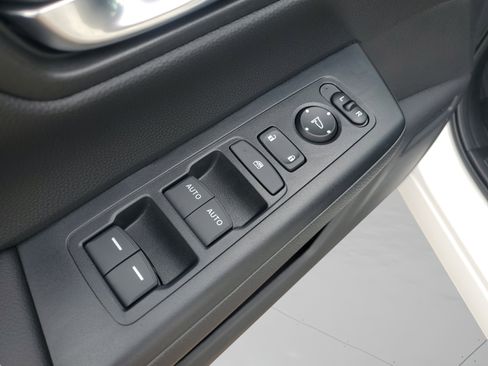 Used 2026 Honda CR-V TrailSport image 17