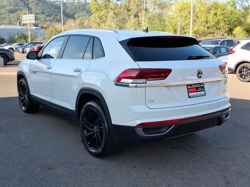 Used 2023 Volkswagen Atlas Cross Sport SE image 7