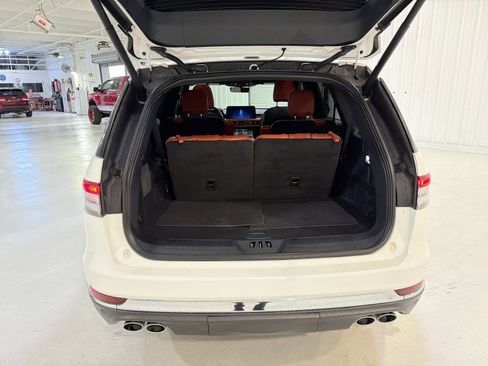 Used 2025 Lincoln Aviator Reserve w/ Illumination Package image 29