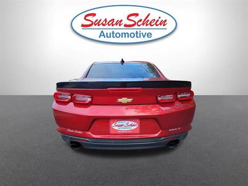 Used 2021 Chevrolet Camaro LT RWD image 18