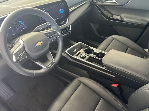 Used 2026 Chevrolet Equinox LT w/ Convenience Package II AWD/4WD image 11