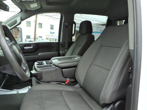 Used 2024 Chevrolet Silverado 2500 Custom w/ Custom Convenience Package AWD/4WD image 10