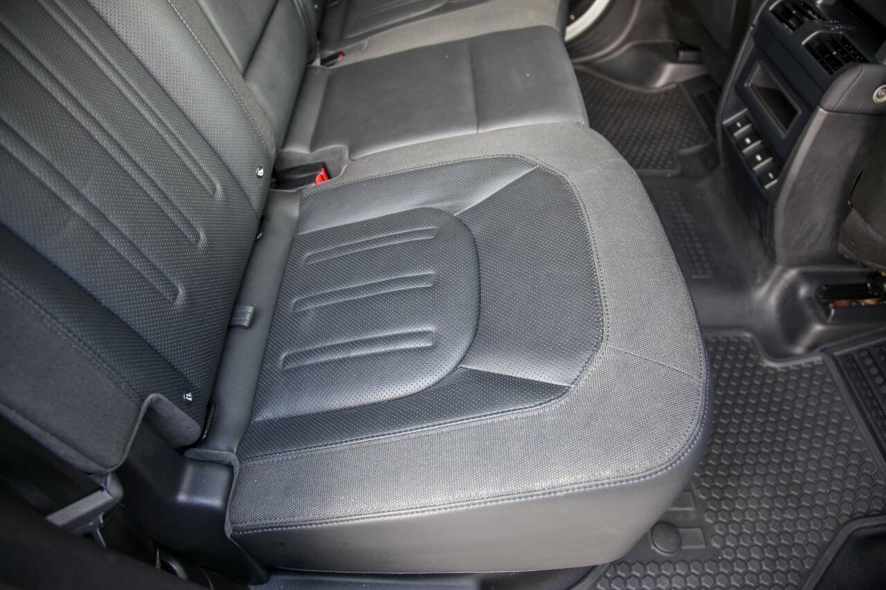 Used 2020 Land Rover Defender 110 SE AWD/4WD image 66