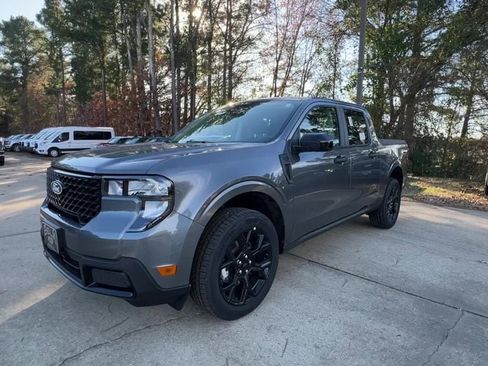 New 2025 Ford Maverick XLT w/ XLT Luxury Package image 2