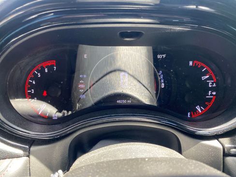 Used 2022 Dodge Durango R/T w/ Blacktop Package RWD image 14