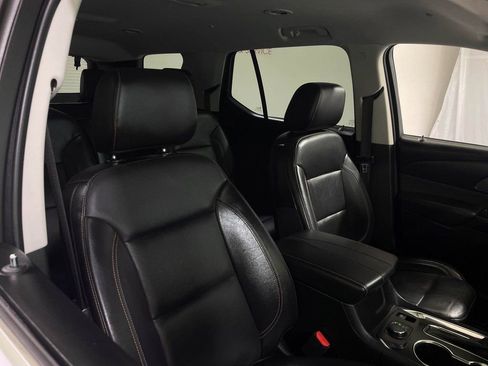 Used 2020 Chevrolet Traverse Premier image 42