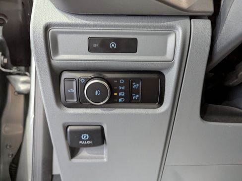 Used 2025 Ford F150 XLT w/ Equipment Group 301A Standard AWD/4WD image 18