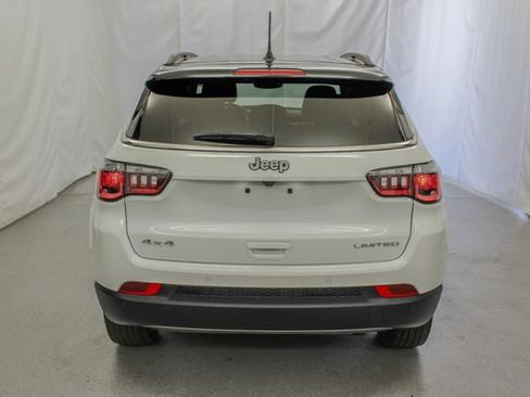 Used 2024 Jeep Compass Limited AWD/4WD image 8