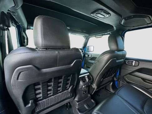 Used 2022 Jeep Wrangler Unlimited Rubicon 4xe image 25