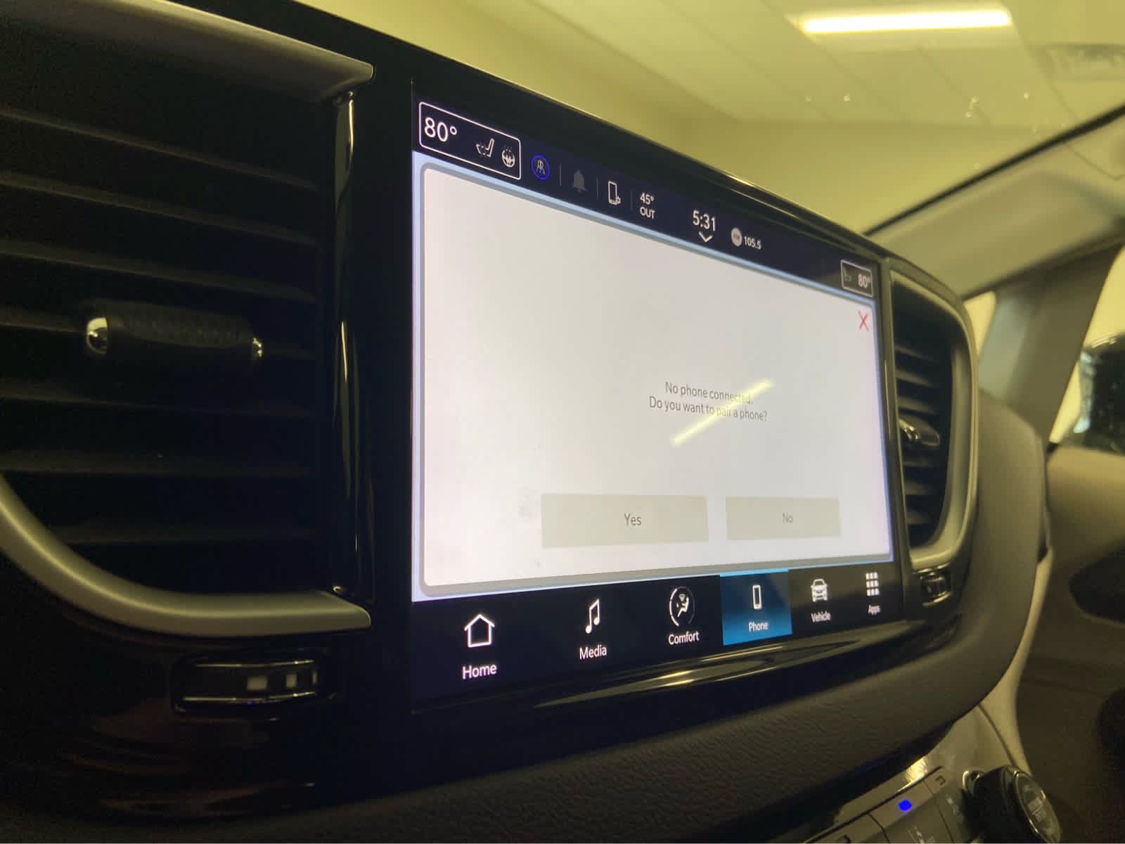 Used 2024 Chrysler Pacifica Touring-L FWD image 27
