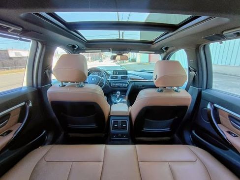 Used 2017 BMW 330i xDrive Wagon image 77
