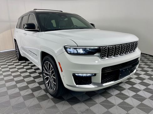 Certified 2022 Jeep Grand Cherokee L Summit AWD/4WD image 7