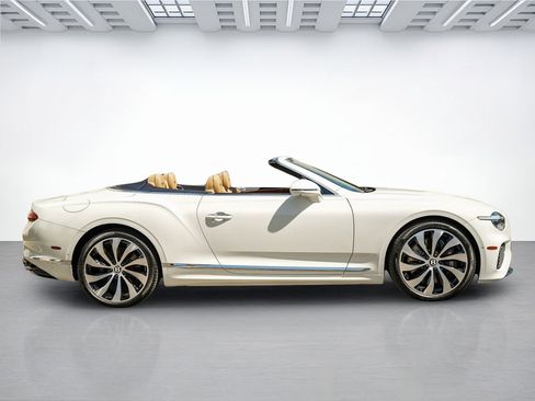 New 2026 Bentley Continental GTC AWD/4WD image 5