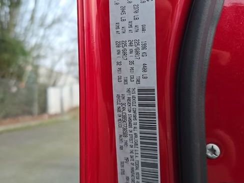 Used 2019 Jeep Compass Latitude w/ Popular Equipment Group image 18