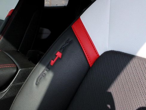 Used 2023 GMC Canyon AT4X image 29