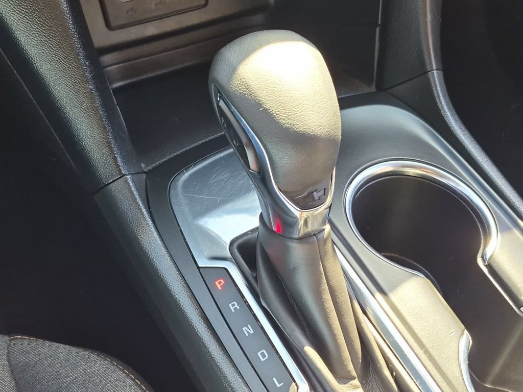 Used 2023 Chevrolet Equinox LT FWD image 16