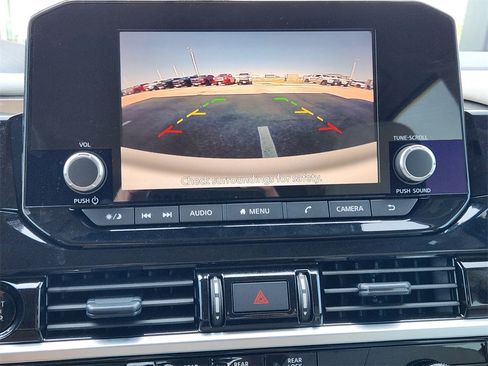 New 2025 Nissan Pathfinder SV w/ Black Appearance Package image 12