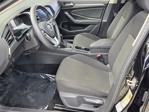 Used 2020 Volkswagen Jetta S image 11