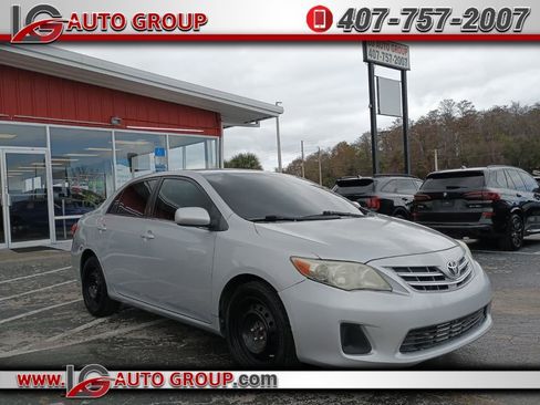 Used 2013 Toyota Corolla LE image 1