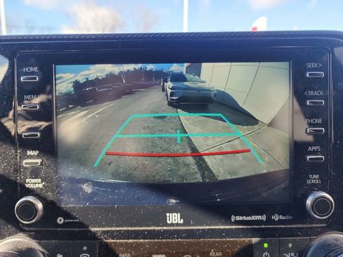 Used 2021 Toyota Highlander XSE image 17