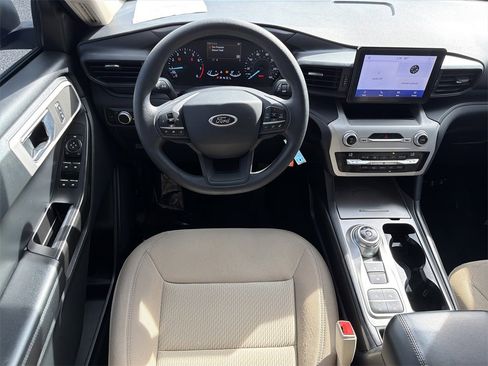 Used 2021 Ford Explorer 2WD image 17