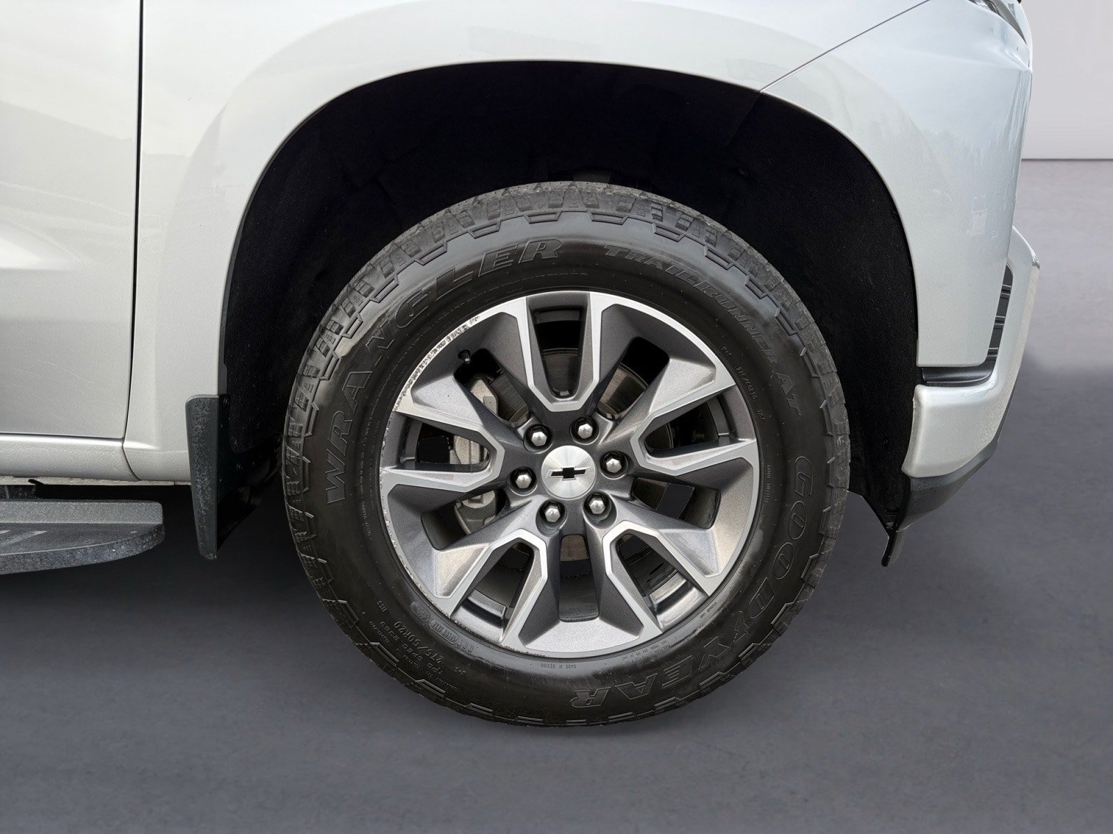 Used 2021 Chevrolet Silverado 1500 RST AWD/4WD image 9