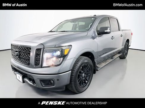 Used 2019 Nissan Titan SV w/ SV Convenience Package AWD/4WD image 1