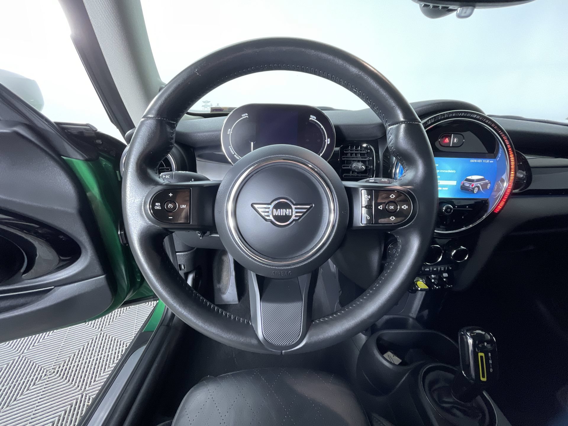 Used 2023 MINI Cooper SE FWD image 16