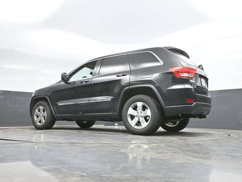 Used 2013 Jeep Grand Cherokee Laredo AWD/4WD image 45