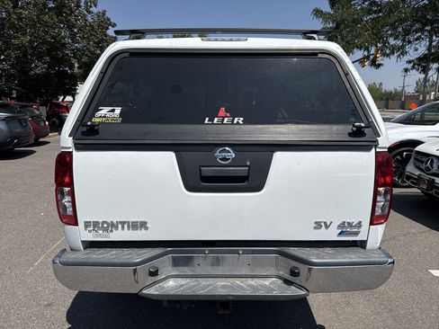 Used 2019 Nissan Frontier SV AWD/4WD image 7