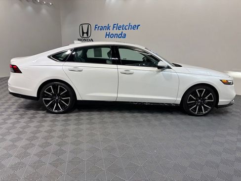 Certified 2025 Honda Accord Touring image 7