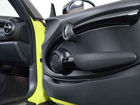 Certified 2023 MINI Cooper S FWD image 32