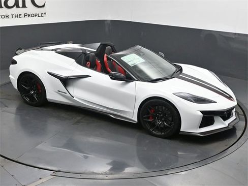 New 2026 Chevrolet Corvette Z06 w/ Stealth Interior Trim Package image 19