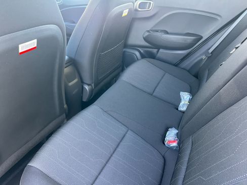 New 2026 Hyundai Venue SE FWD image 4