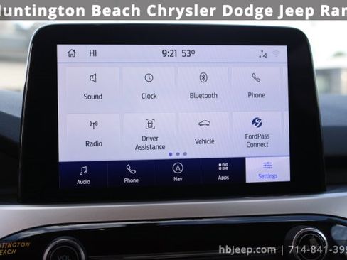 Used 2020 Ford Escape SE image 25