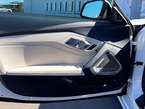 Used 2022 BMW Z4 sDrive30i w/ Premium Package 2 image 21