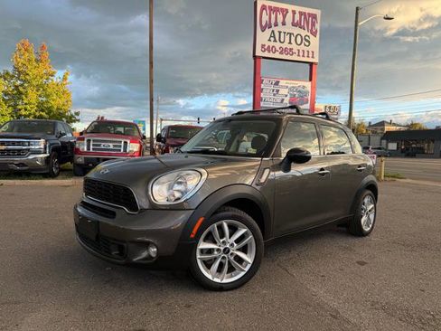 Used 2014 MINI Cooper Countryman S image 1